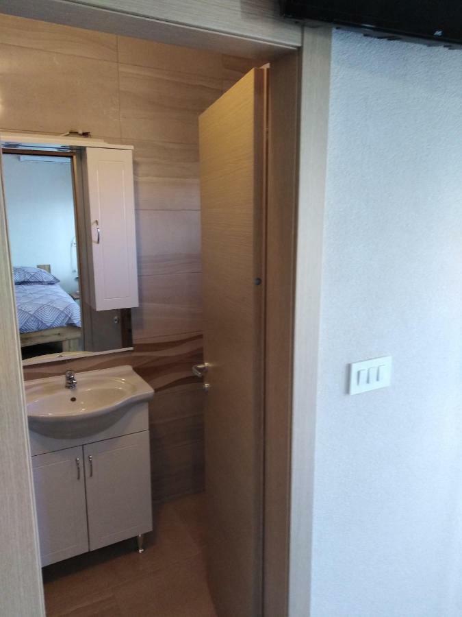 Apartments Nediljko & Mila Zadar Ngoại thất bức ảnh